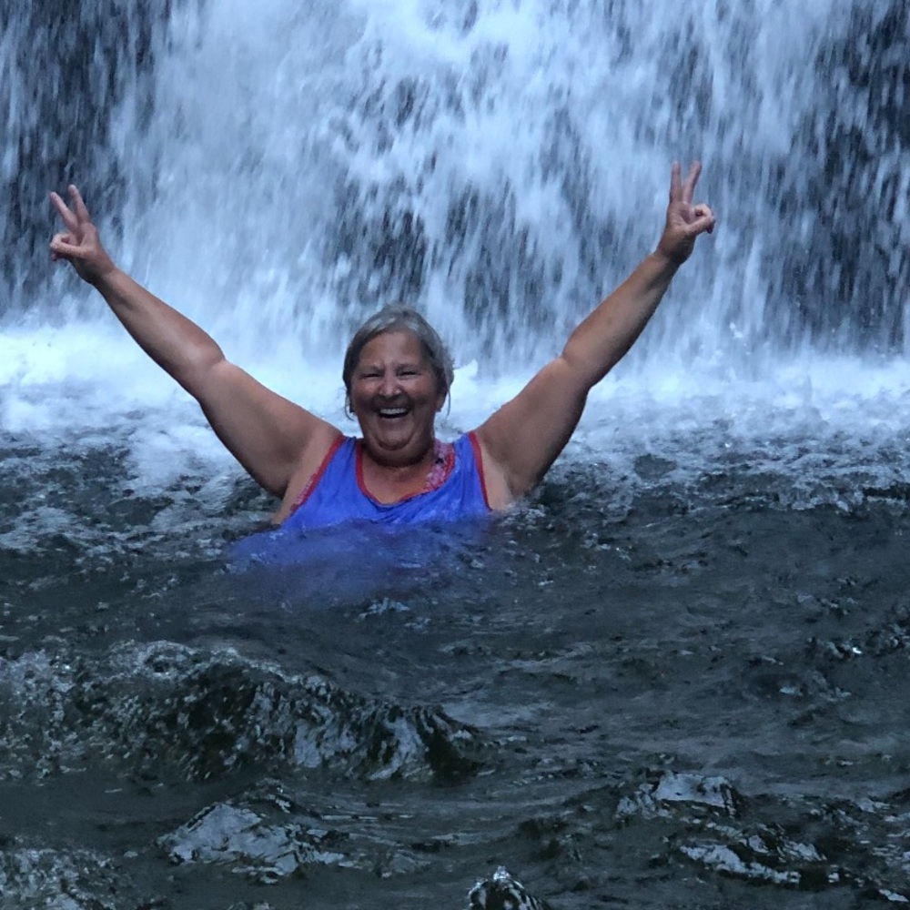 Meet your Posher, Julie